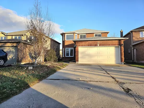 486 Dicenzo DR, Hamilton, ON L9B 2C4