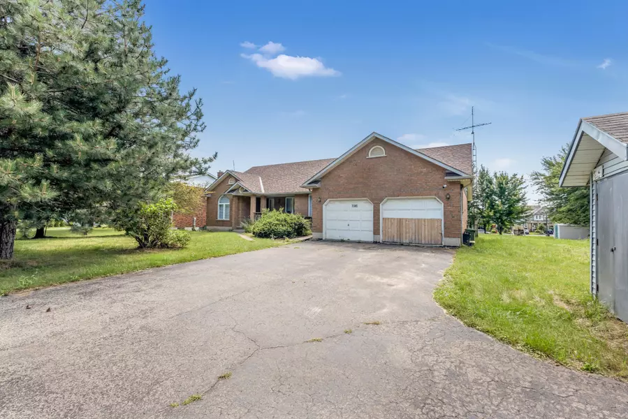 3385 Binbrook RD, Hamilton, ON L0R 1C0