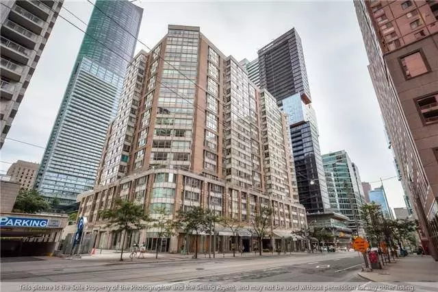 Toronto C01, ON M5G 2J9,717 Bay ST #1002