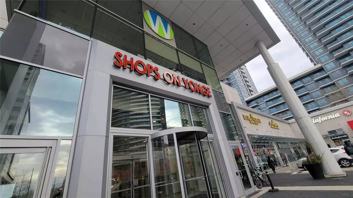 Markham, ON L3T 0C7,7181 Yonge ST #250