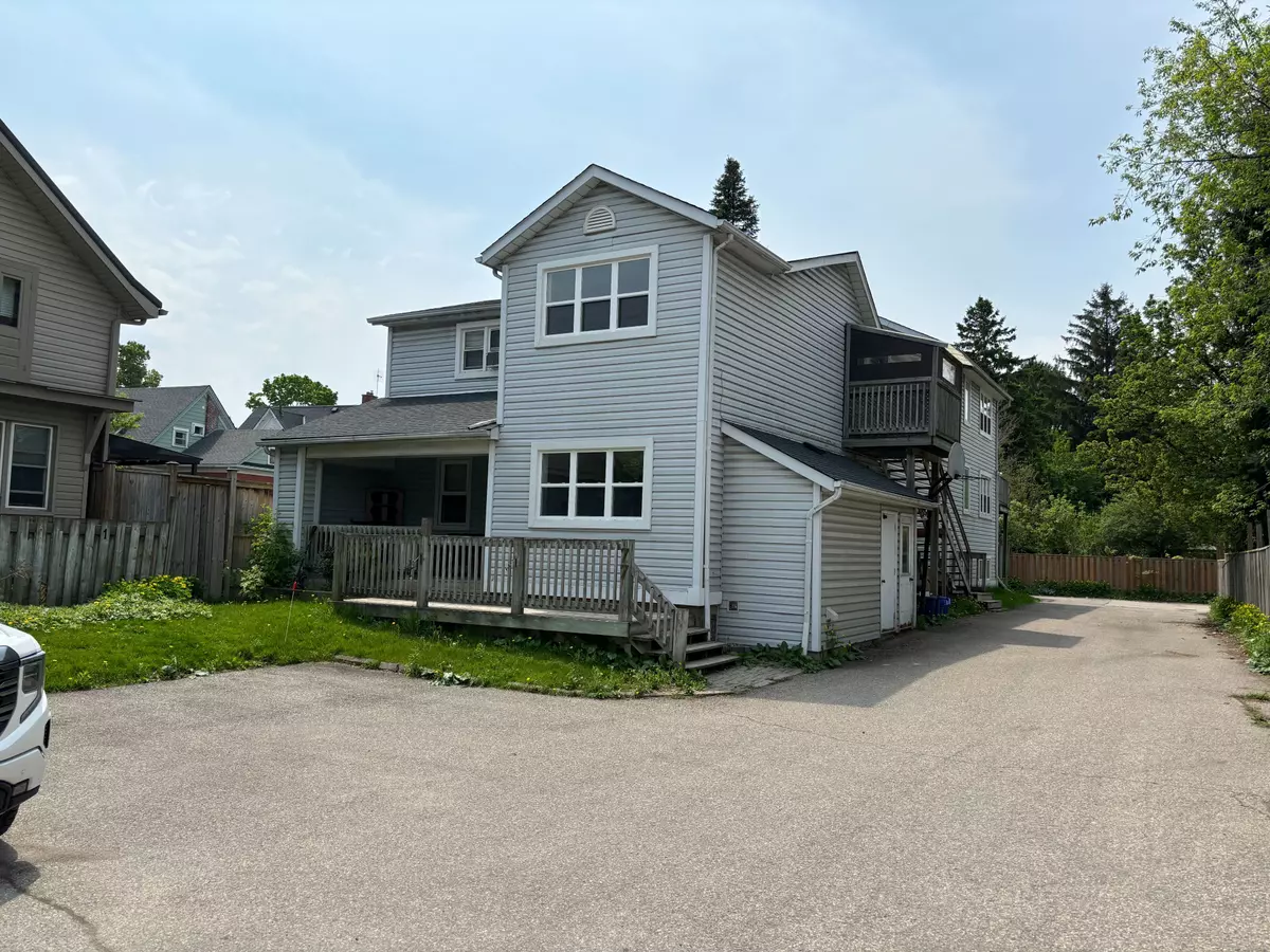 Kitchener, ON N2H 4T3,77 Lancaster ST W