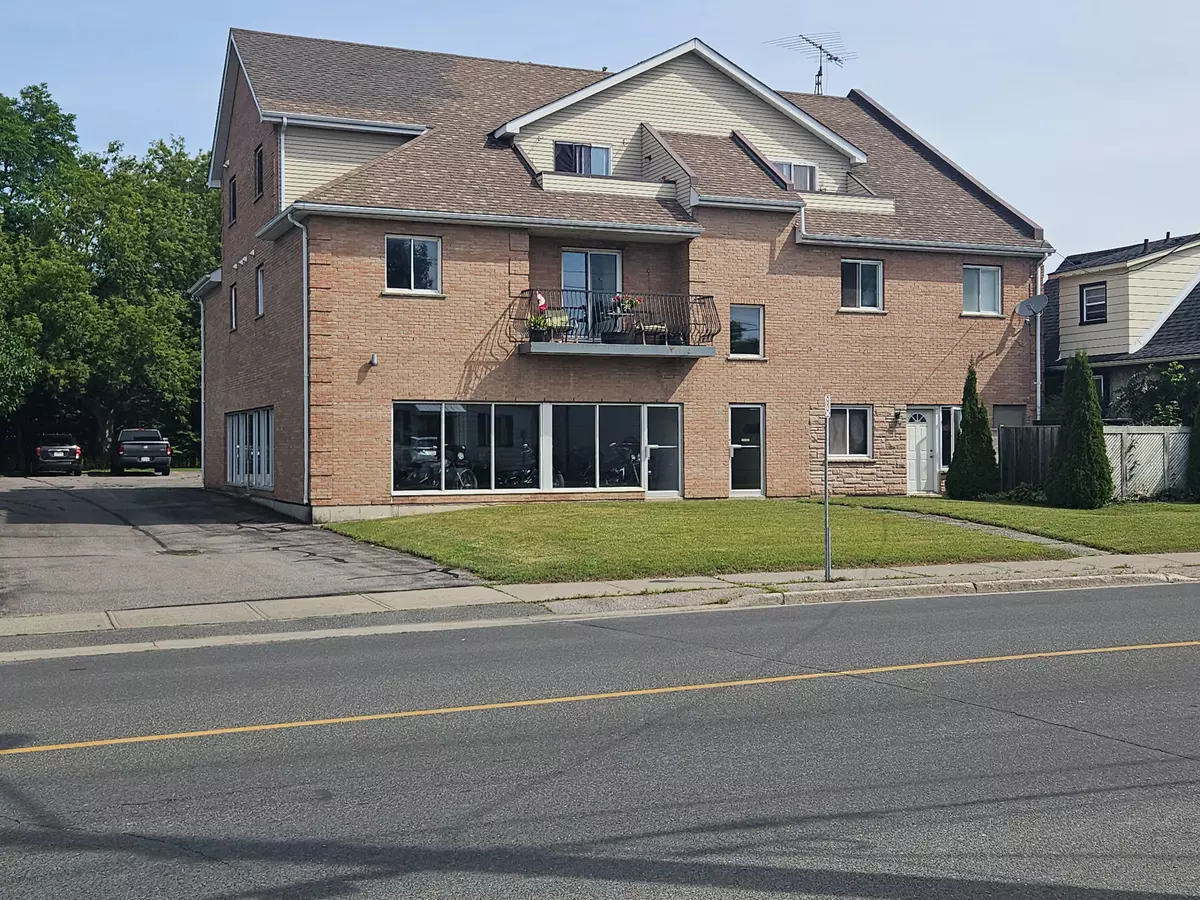 Cobourg, ON K9A 2H7,270 University AVE W #1