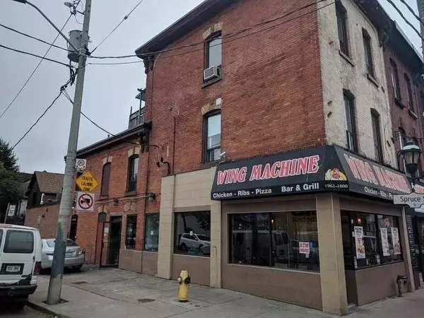 Toronto C08, ON M5A 2H6,443 Parliament ST