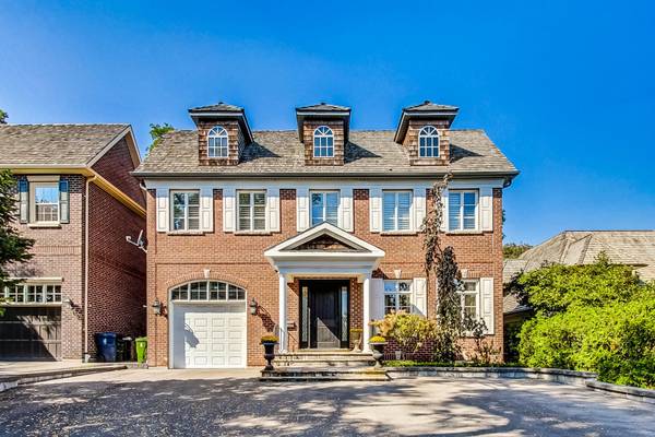 16 St Phillips RD, Toronto W09, ON M9P 2N6