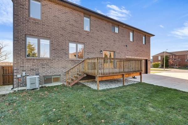 Windsor, ON N8P 1K3,1115 Cora Greenwood DR