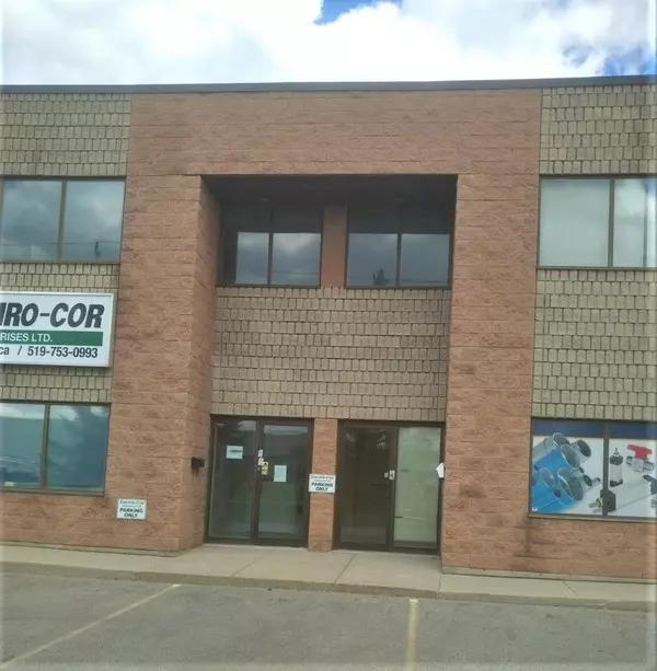 Brantford, ON N3S 7W3,62 Plant Farm BLVD #3,4,7