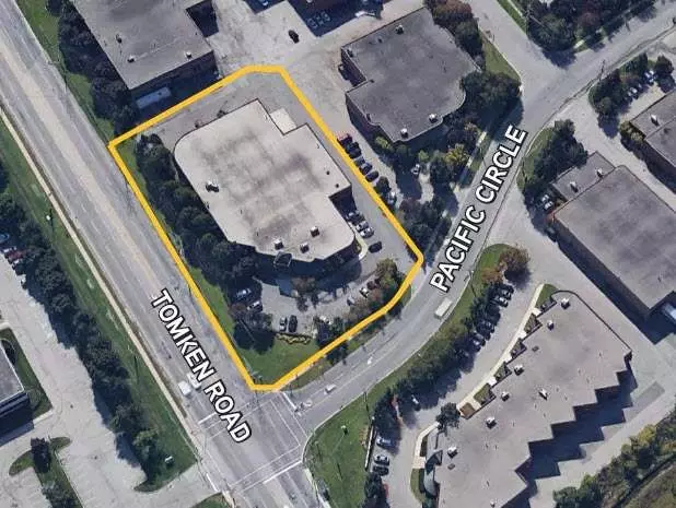 Mississauga, ON L5T 2A4,7491 Pacific CIR