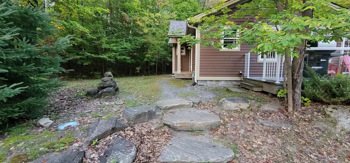 Lake Of Bays, ON P1H 2J6,1052 Rat Bay RD #111-8