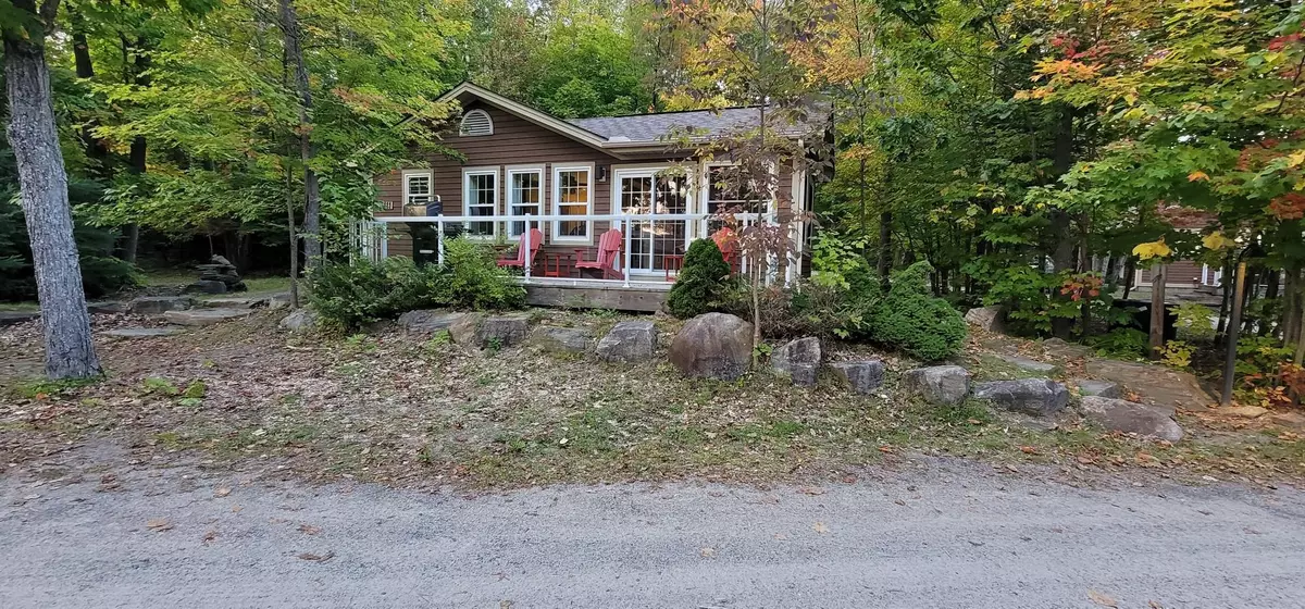 Lake Of Bays, ON P1H 2J6,1052 Rat Bay RD #111-8