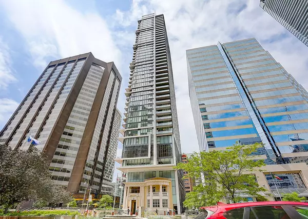 426 university AVE #2203, Toronto C01, ON M5G 1S9