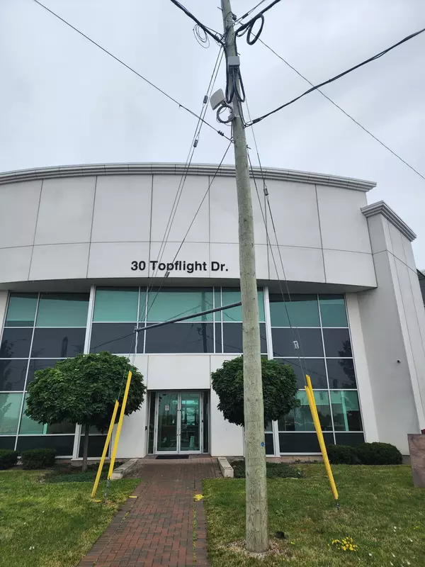 30 Topflight DR #1, Mississauga, ON L5S 0A8