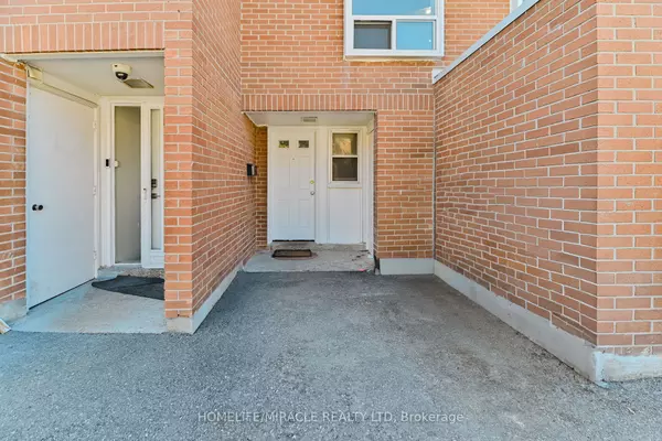 Toronto W10, ON M9V 1T4,6444 Finch AVE W #201