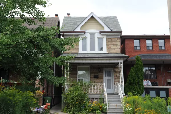 24 Norton AVE, Toronto W03, ON M6E 1E2