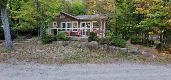 Lake Of Bays, ON P1H 2J6,1052 Rat Bay RD #111-8