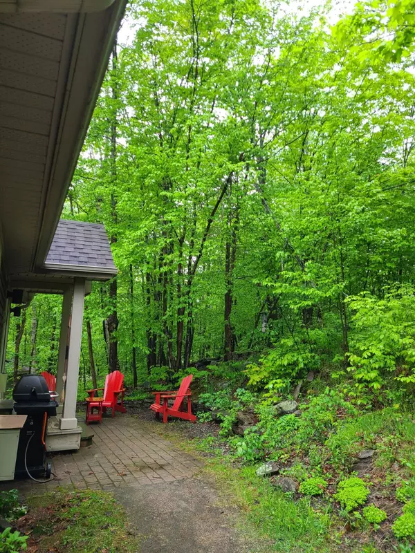 Lake Of Bays, ON P1H 2J6,1052 Rat Bay RD #102-2