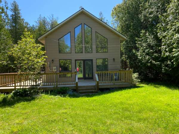 119 Dorcas Bay RD, Northern Bruce Peninsula, ON N0H 2R0