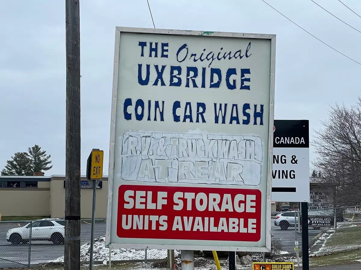 Uxbridge, ON L9P 1K4,99 Reach ST