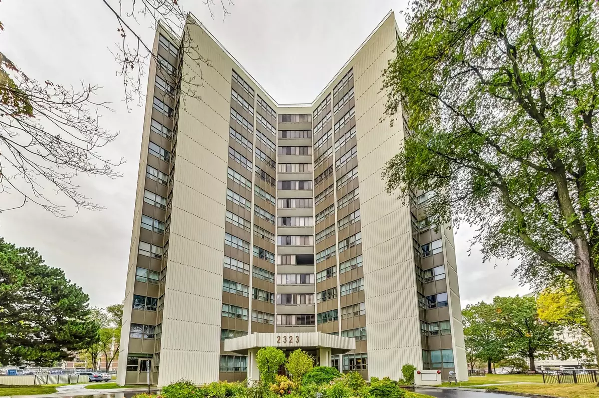 Mississauga, ON L5B 1R6,2323 Confederation Pkwy #1105