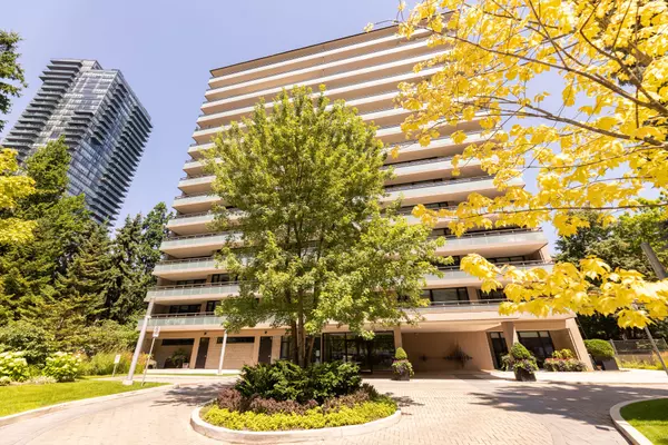 66 Collier ST #9 D, Toronto C09, ON M4W 2N4