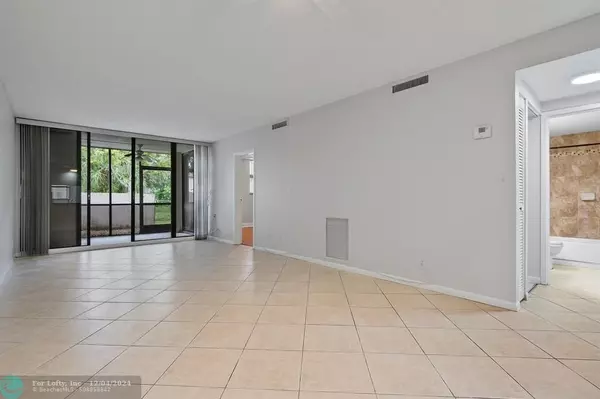 Coral Springs, FL 33065,8441 Forest Hills Dr  #106