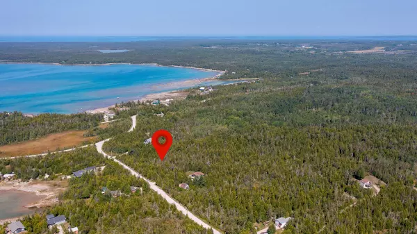 Northern Bruce Peninsula, ON N0H 2R0,0 HATT ST