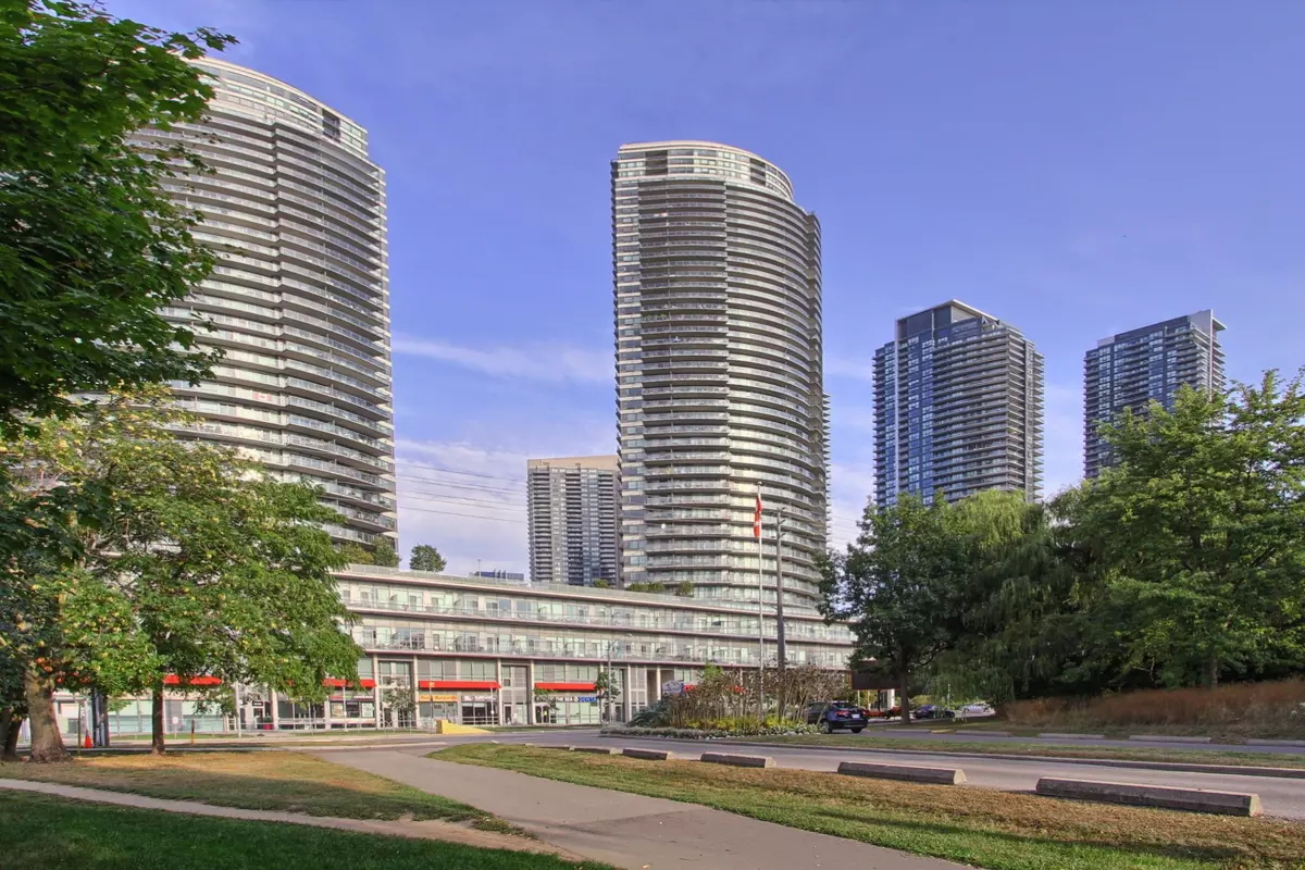 Toronto W06, ON M8V 0B2,2230 Lake Shore BLVD W #TH3