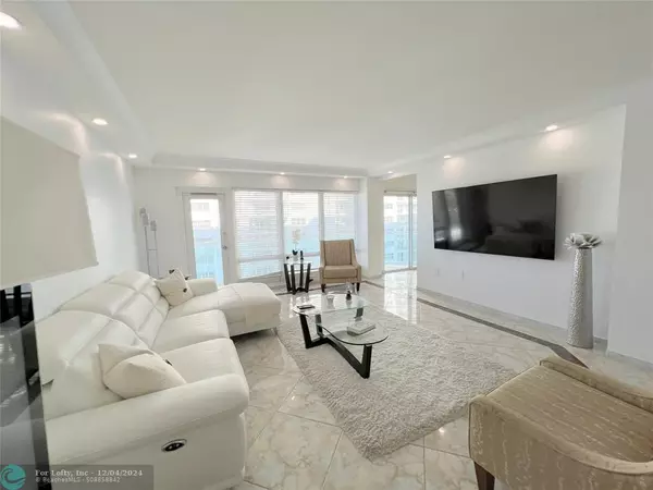 Fort Lauderdale, FL 33308,3400 Galt Ocean Dr  #1007S