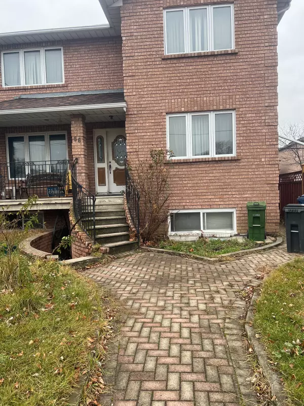 66 Simpson AVE, Toronto W06, ON M8Z 1E3