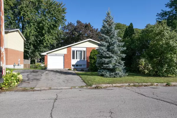 22 Austin ST, Quinte West, ON K8V 1Z4