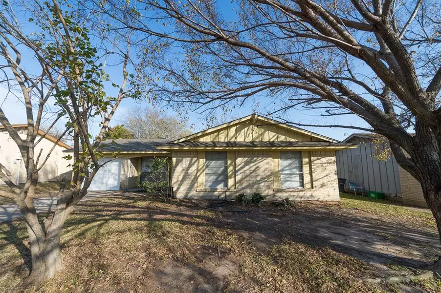 4728 Kyle Drive, Balch Springs, TX 75180