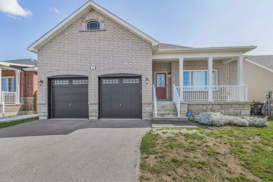 9 Beverly ST, Springwater, ON L0L 1P0