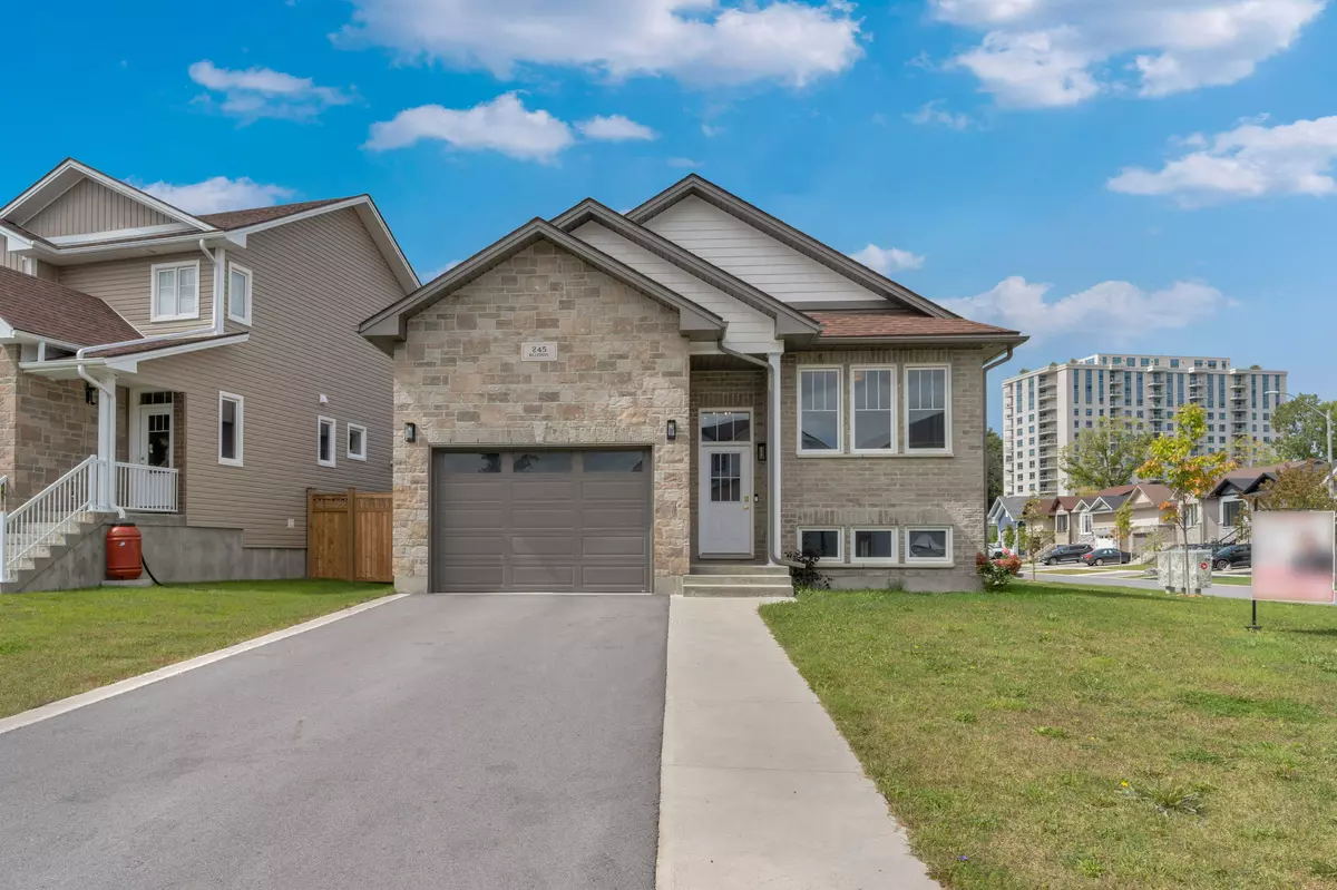 Kingston, ON K7M 0C9,245 Mill Pond PL