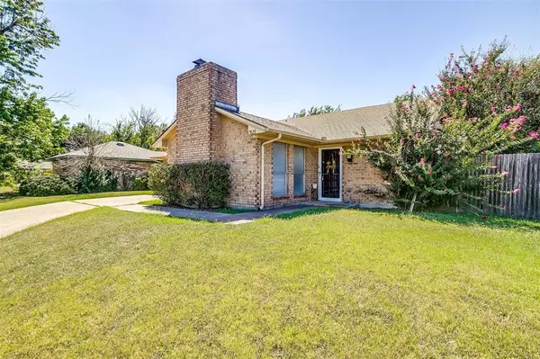 Fort Worth, TX 76133,7020 Misty Meadow Drive S