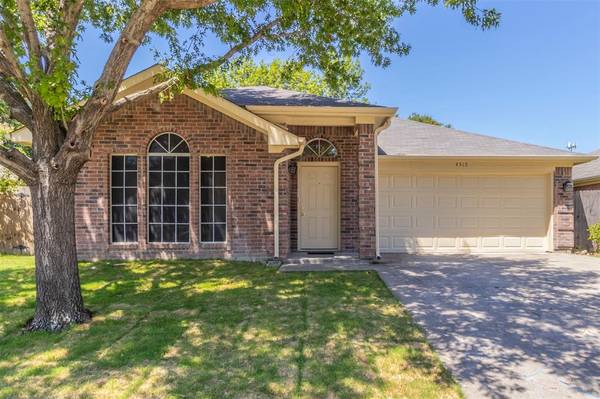 4515 Rosemont Avenue, Grand Prairie, TX 75052