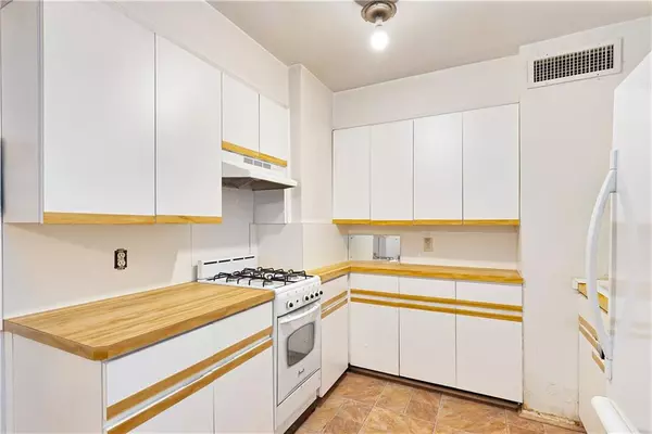 Brooklyn, NY 11235,1625 Emmons AVE #1S