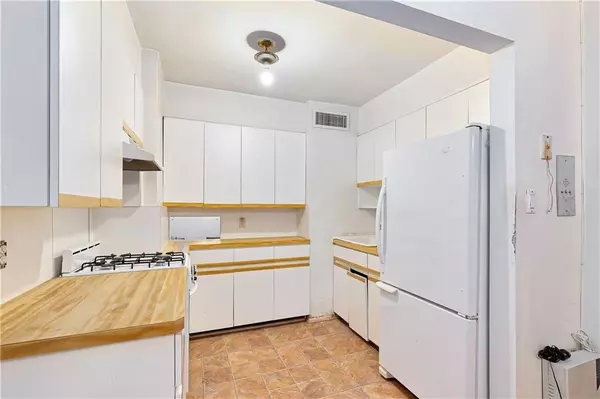 Brooklyn, NY 11235,1625 Emmons AVE #1S