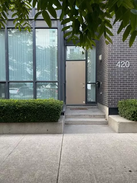 420 Lake Shore G02 BLVD W #2nd Bed, Toronto C01, ON M5V 2V9