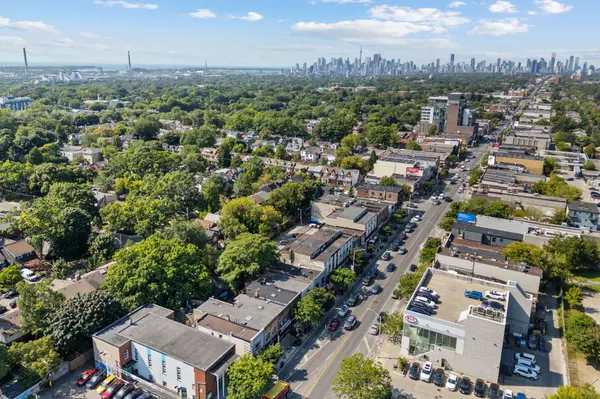 Toronto E02, ON M4C 1K4,2217 Danforth AVE