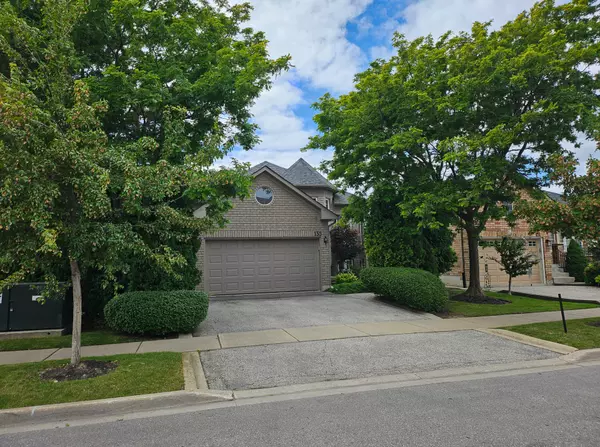 135 Michelle DR, Vaughan, ON L4L 9E1