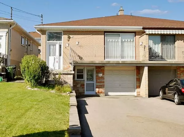 10 Bengal CT, Toronto W05, ON M3L 1X9