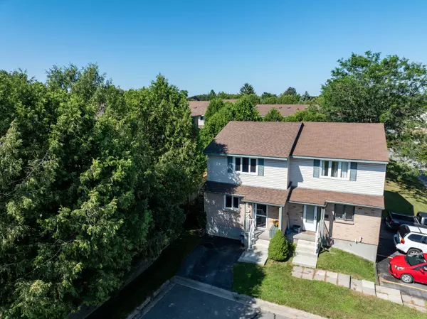 Kingston, ON K7M 7S2,22 COVENTRY CRES