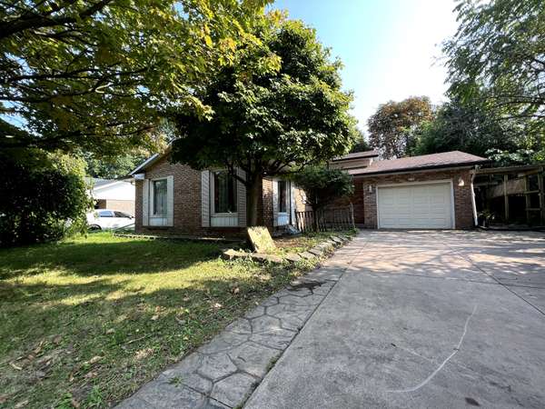 24 McGill ST S, Welland, ON L3C 3L3