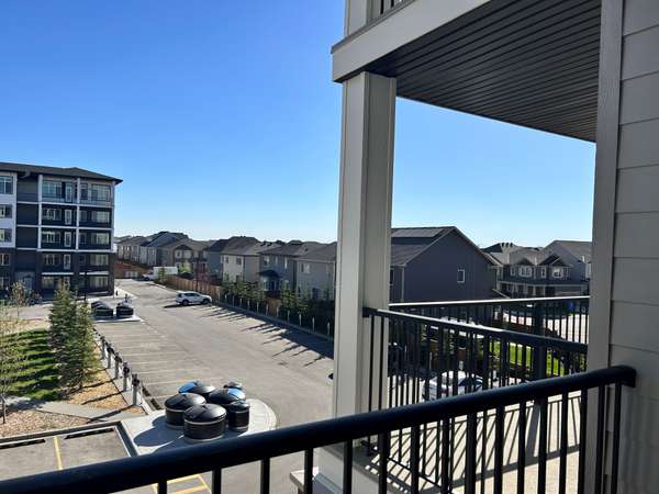 395 Skyview Parkway NE N/A #2318, Out Of Area, CA T3N 2K1