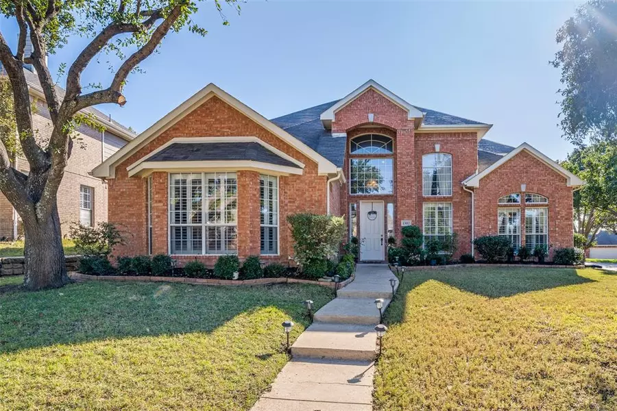 1502 Hill Creek Drive, Garland, TX 75043