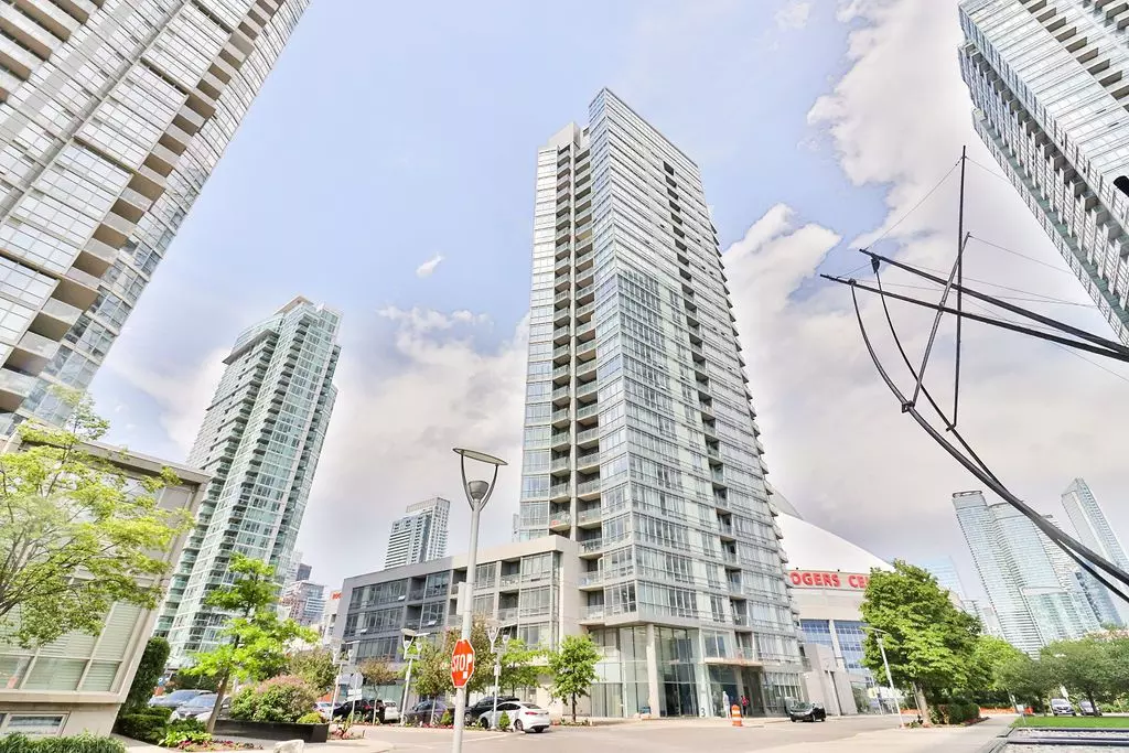 Toronto C01, ON M5V 3V1,3 Navy Wharf CT #1211