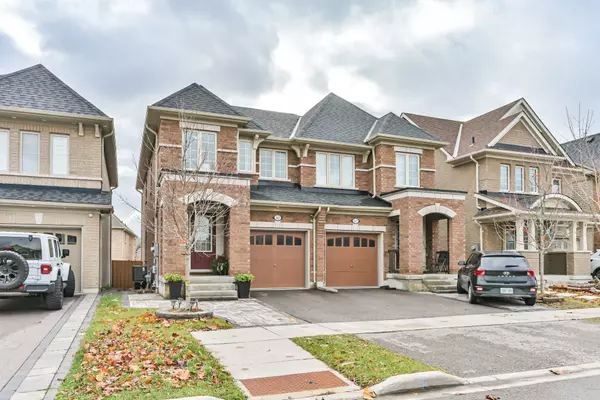 Oshawa, ON L1L 0K1,165 Hyperion CT