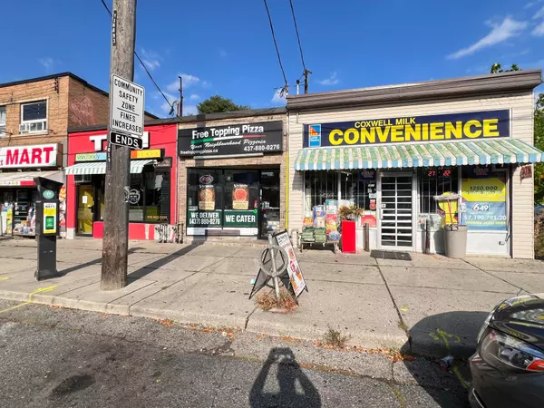 Toronto E03, ON M4C 3G4,1019 Coxwell AVE