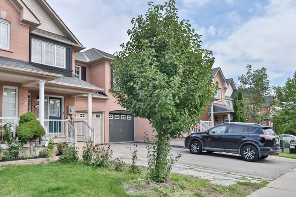 Newmarket, ON L3X 2S6,761 Joe Persechini DR