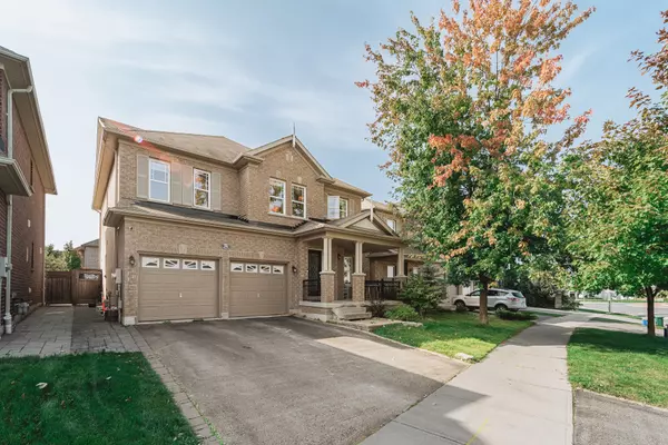 204 Bayberry ST, Whitchurch-stouffville, ON L4A 0E6