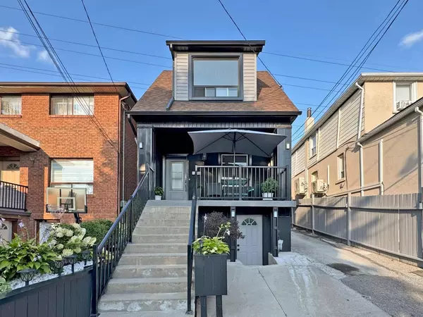 257 Prescott AVE, Toronto W03, ON M6N 3G9